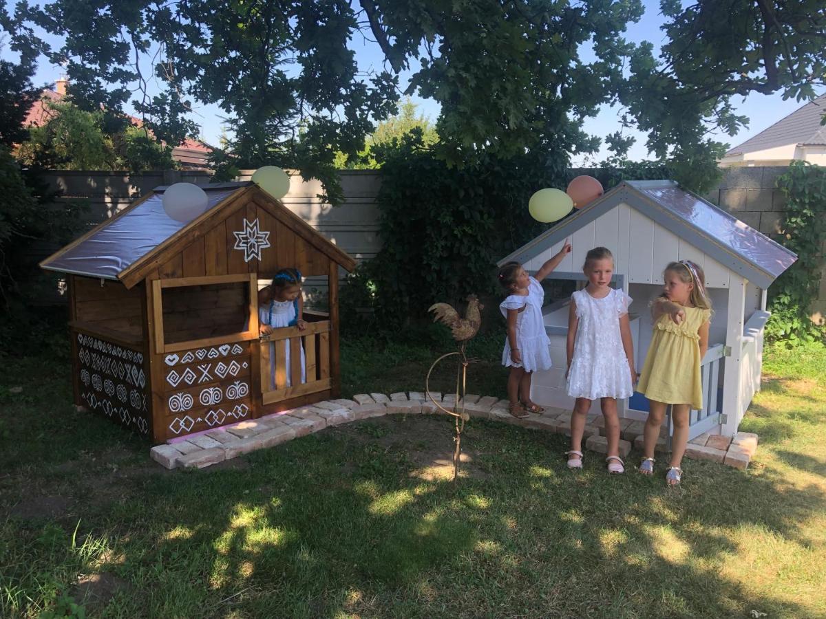 Apartmanove Ubytovanie Pod Dubom Polny Kesov Экстерьер фото