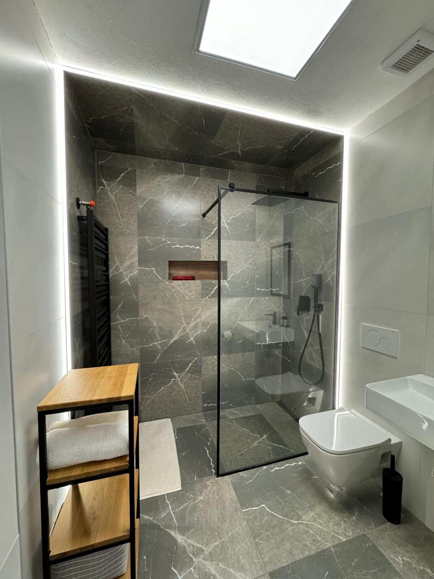 Apartmanove Ubytovanie Pod Dubom Polny Kesov Экстерьер фото